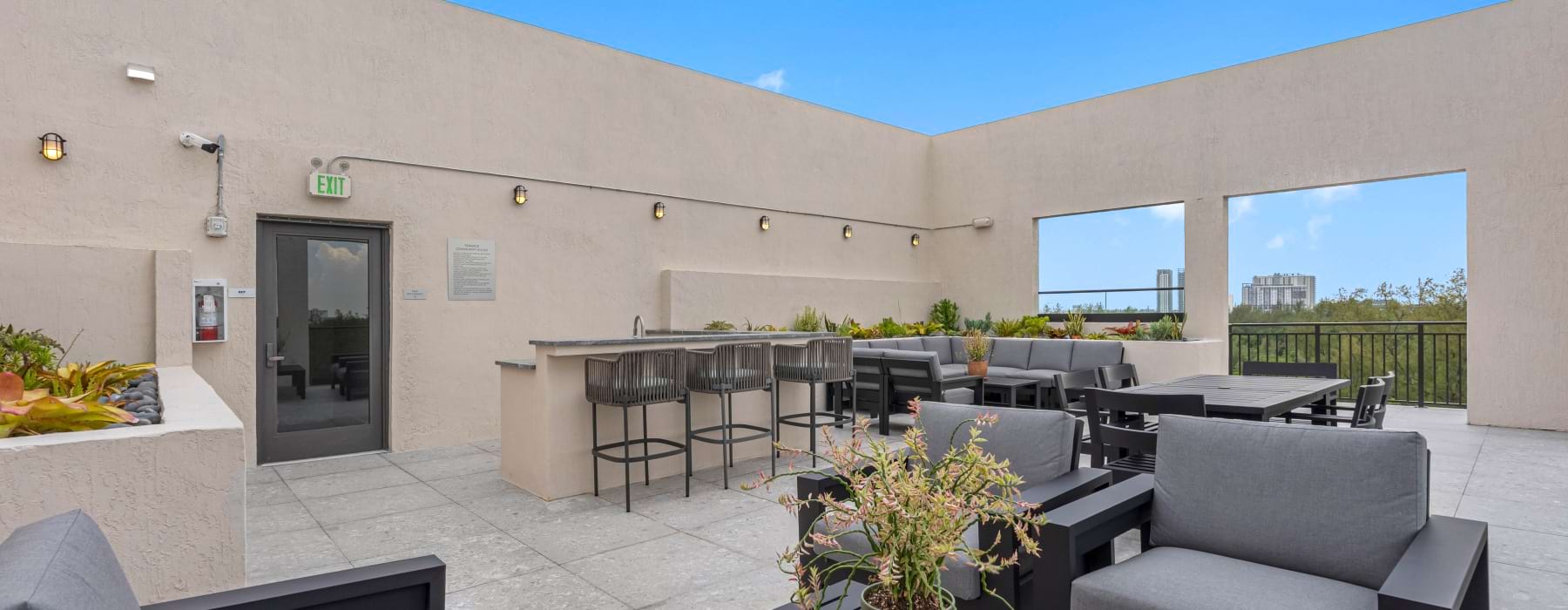 Rooftop Lounge